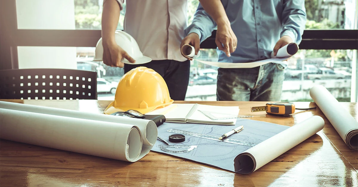 factors to consider when choosing the right builder