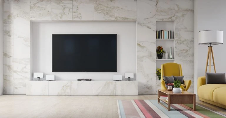 Find out how to replicate the marble effect with paint and make your walls look luxurious!